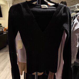 Wilfred by Aritzia Black V Neck Bell sleeve Sweater